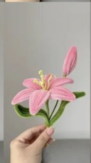 Custom floral arrangement stem